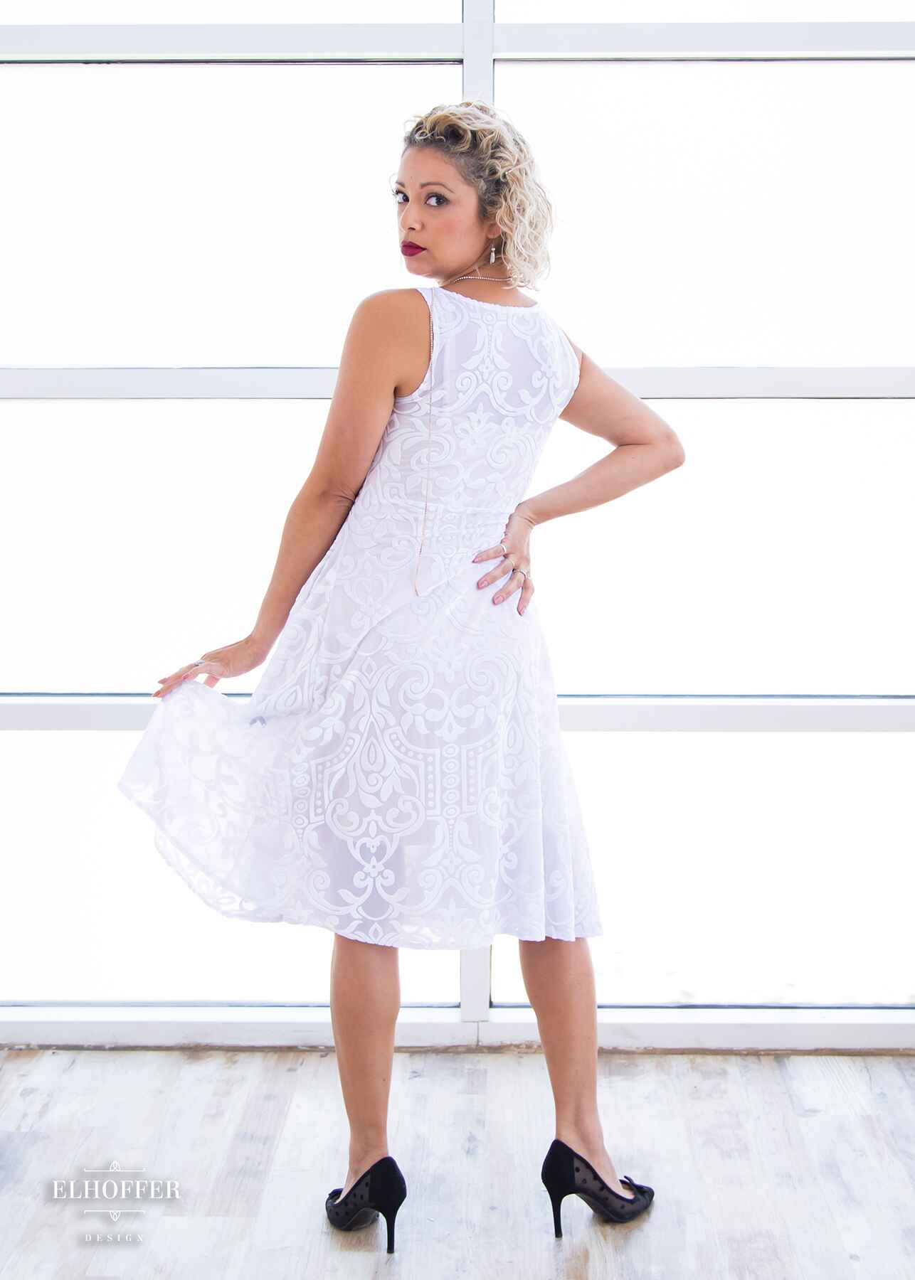 Essential Aquarius Knee Length Dress - Jewel Box White Burnout