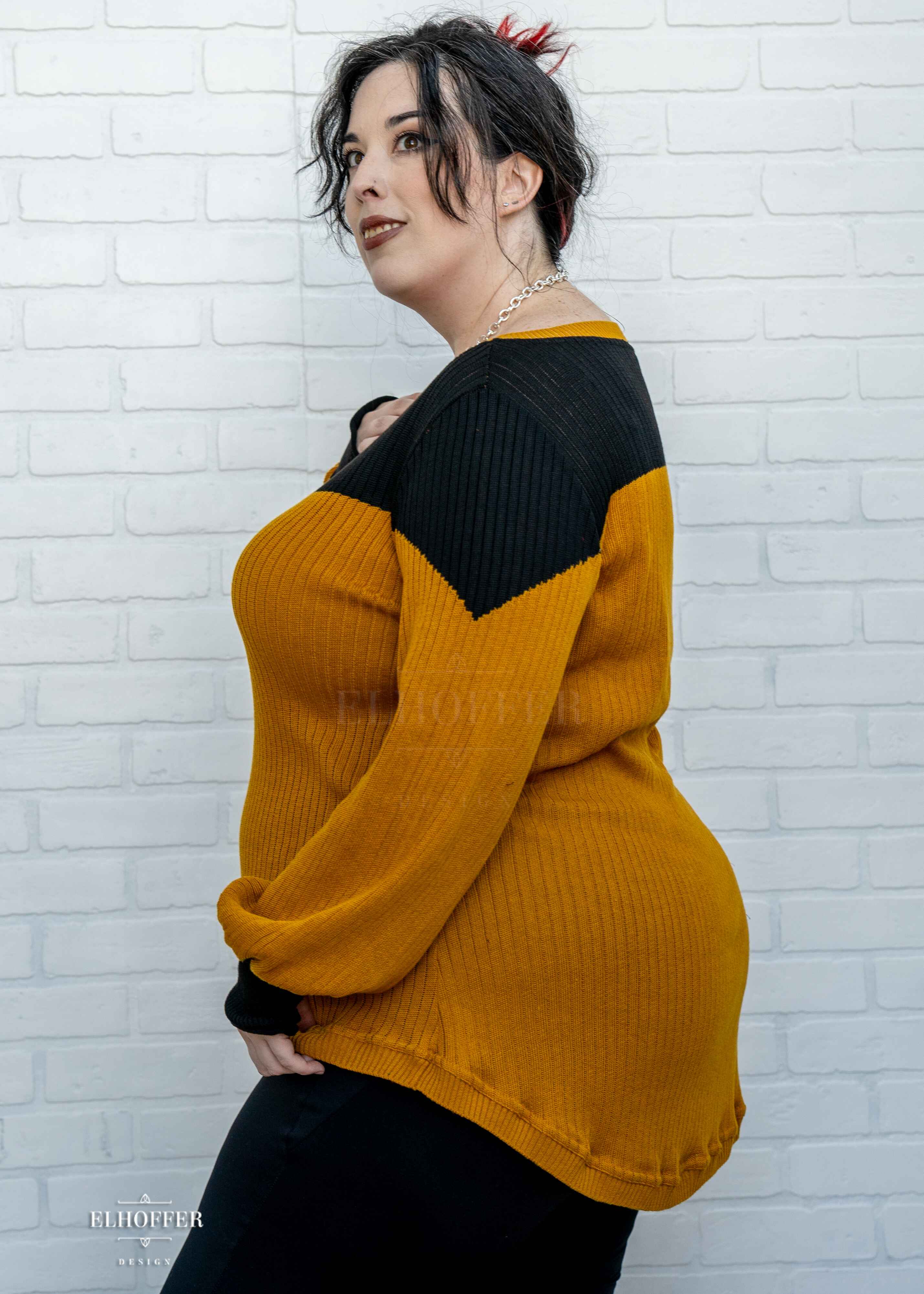 PREORDER - Interstellar Crew Oversize Sweater - Generational Gold