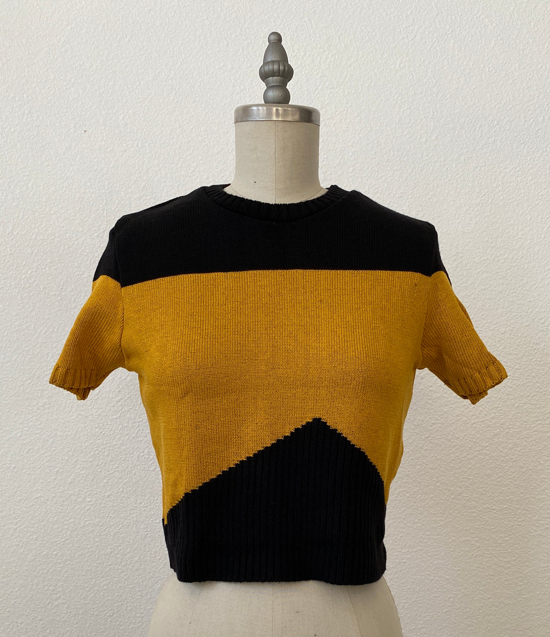 Archive Sale | Interstellar Explorer Crop Vintage Sweater - Gold - M