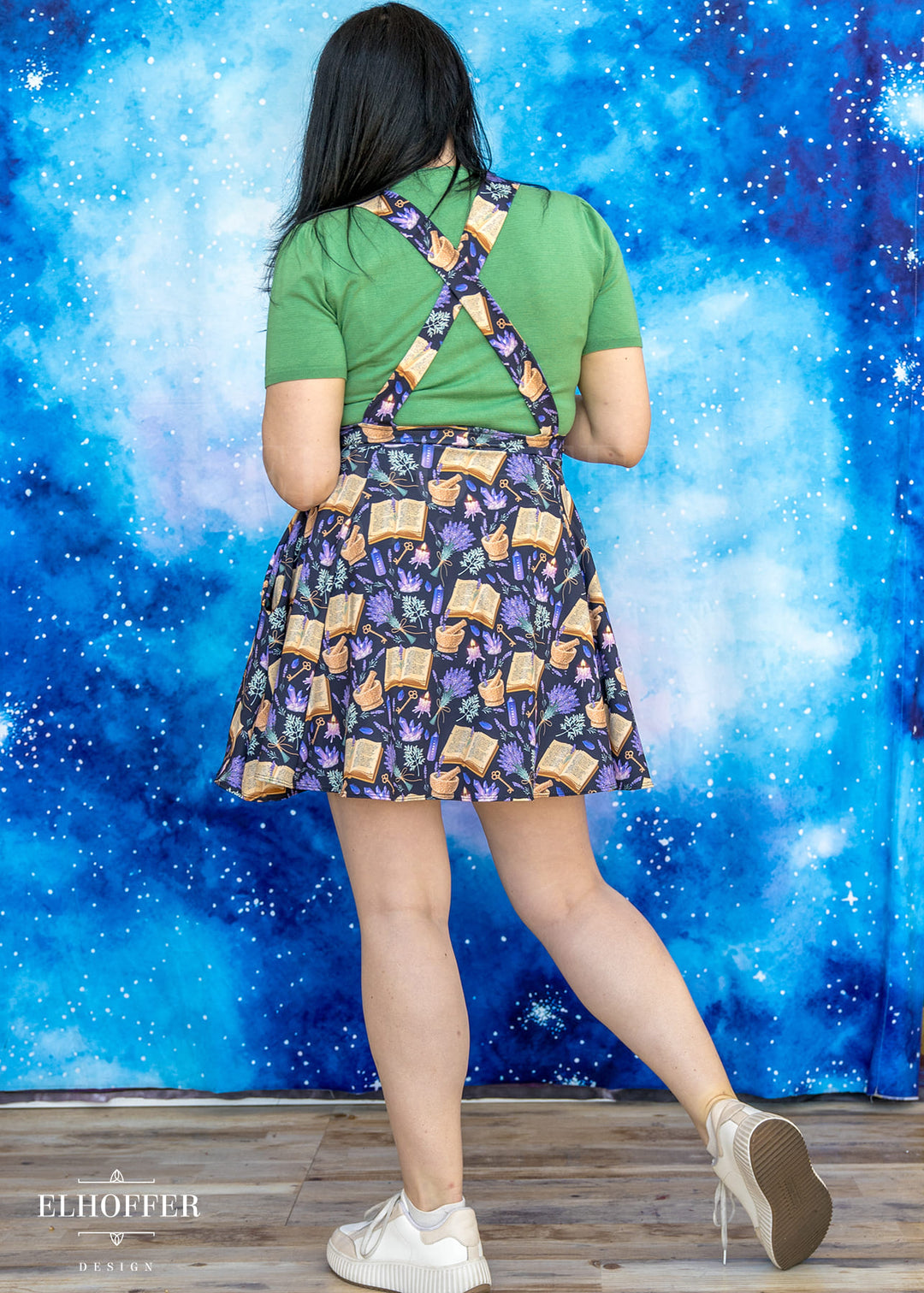 Essential Dorothy Pinafore - Lavender Spellcaster