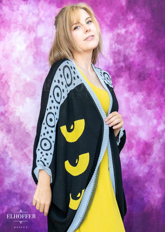 PREORDER - Sassy Magpie Dolman