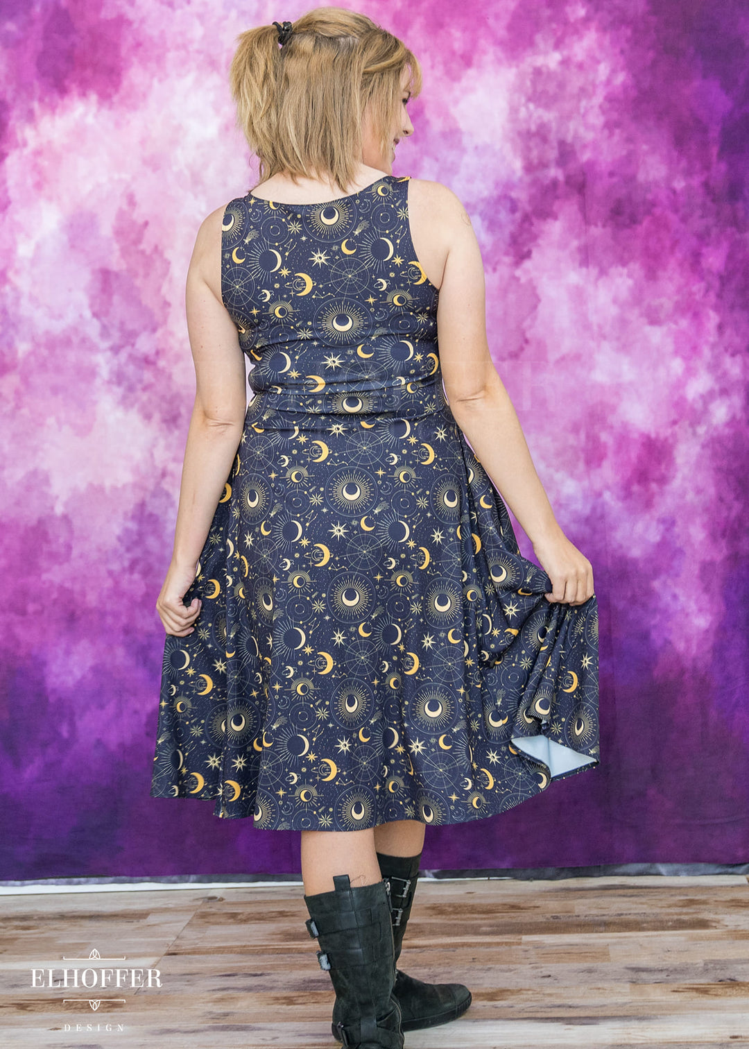 Essential Aquarius Knee Length Dress - Celestial Magic