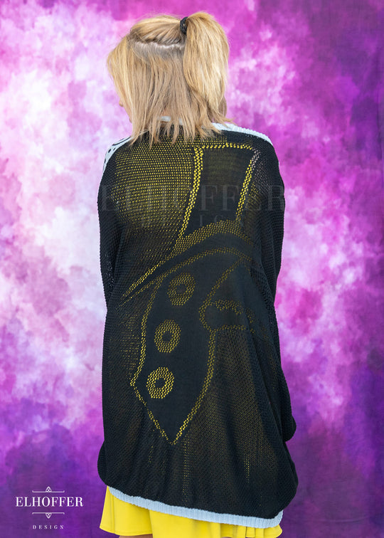 PREORDER - Sassy Magpie Dolman