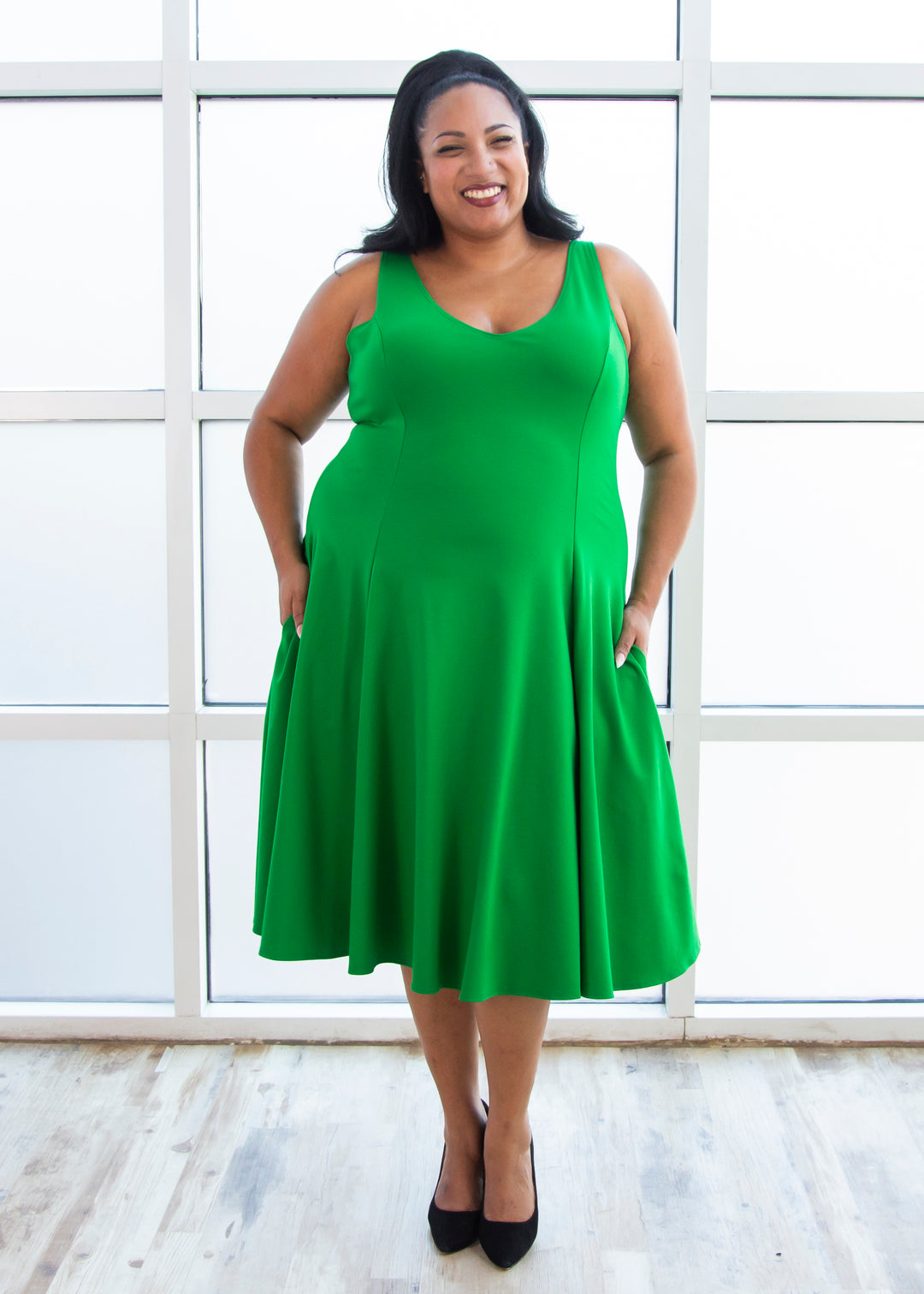 Essential Virgo Dress - Kelly Green Ponte