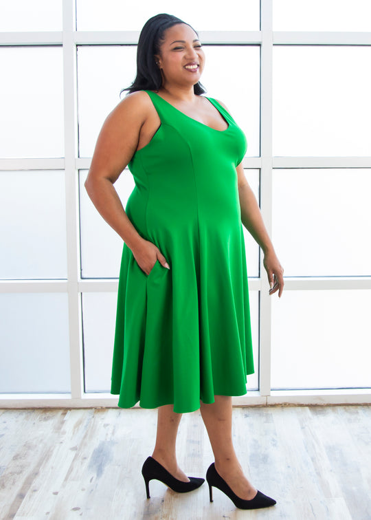 Essential Virgo Dress - Kelly Green Ponte