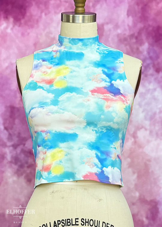 Essential Jes Crop Top - Rainbow Pastel Clouds