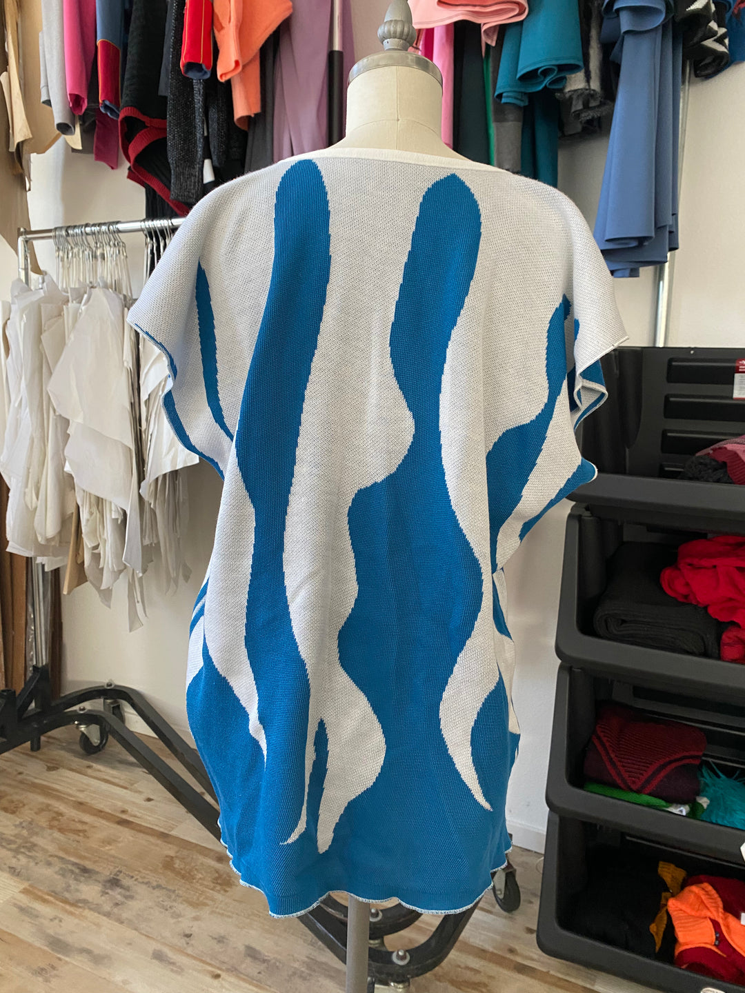 Sample Sale | Galactic Snips Kaftan Tunic - Head Tail Blue - One Size
