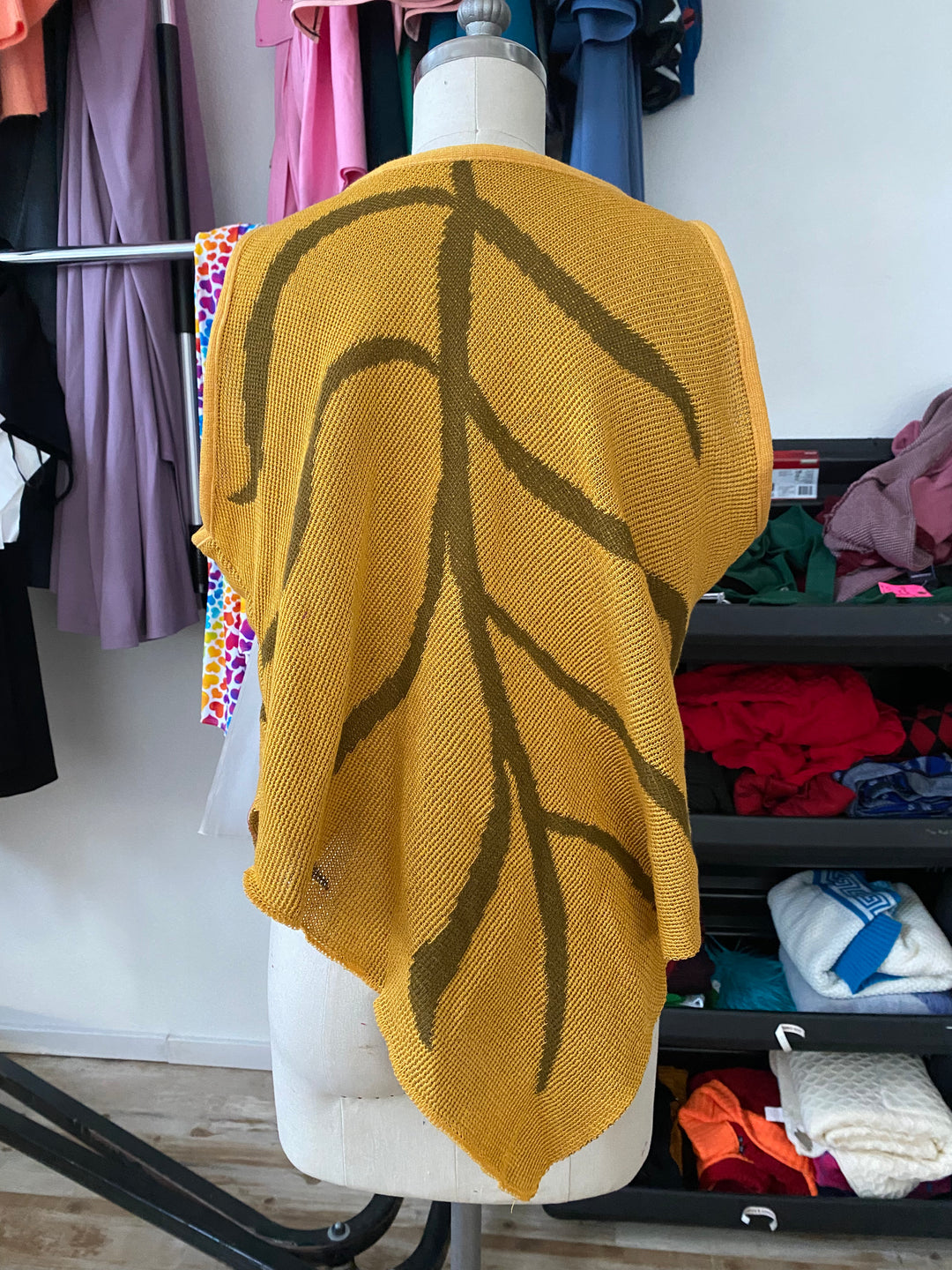 Sample Sale | Essential Leaf Tank Top - Iris Gold - XL