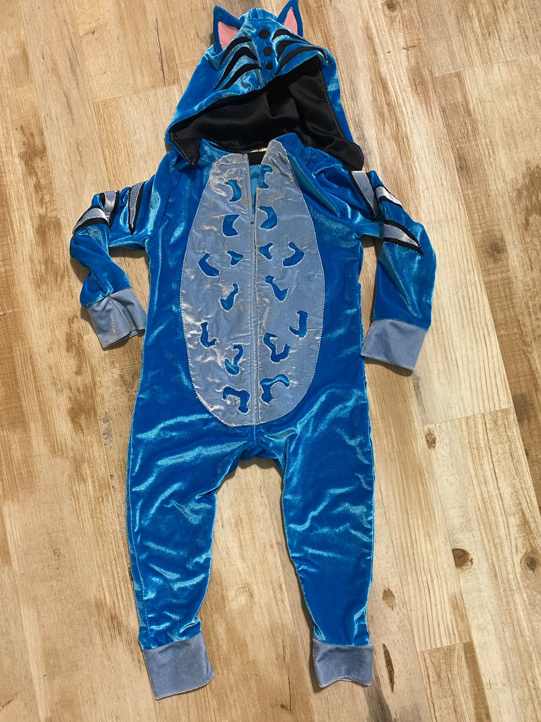 Sample Sale | Blue Tiger Baby Onesie w/ Hood - 1.5/2T