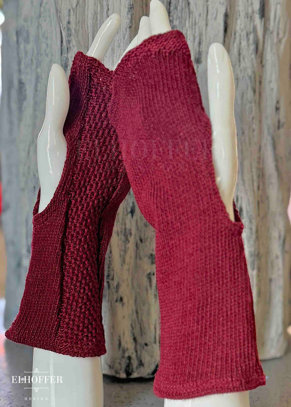 Cardi of Levitation Fingerless Gloves - Test Swatch