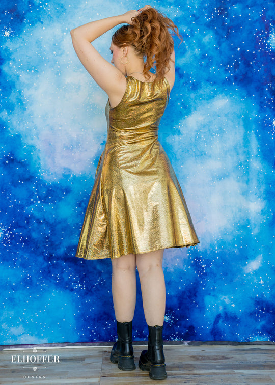 Essential Aquarius Knee Length Dress - Shattered Honmoon