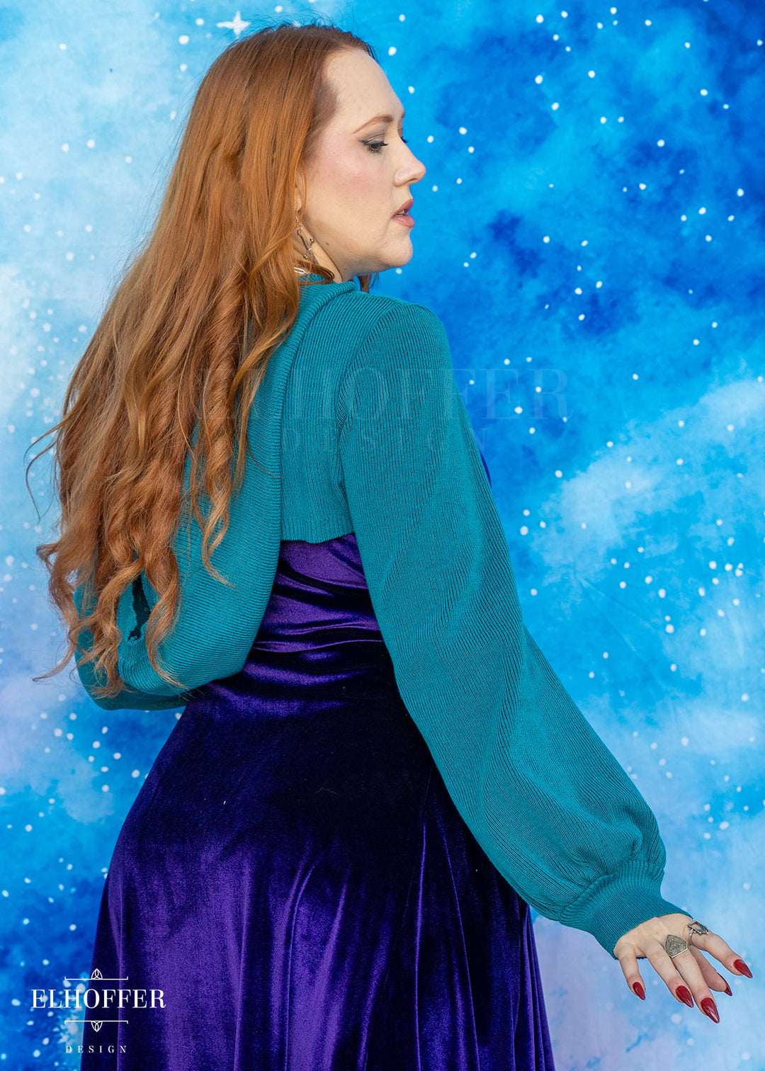 Essential Capricorn Crop Hoodie - Runic Teal