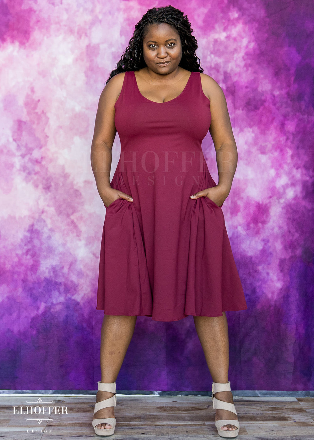 Essential Aquarius Knee Length Dress - Burgundy Compression Spandex