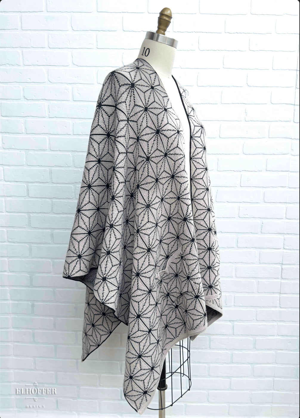 Precious Demon Poncho - Manga Grey