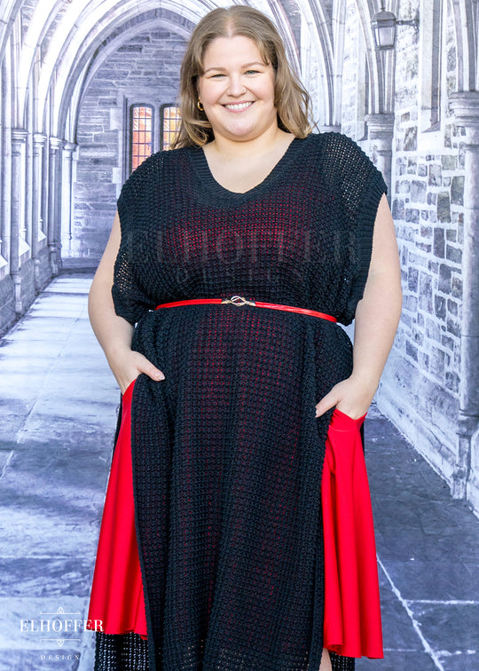 Essential Knight in Knitted Armor Tunic - Black