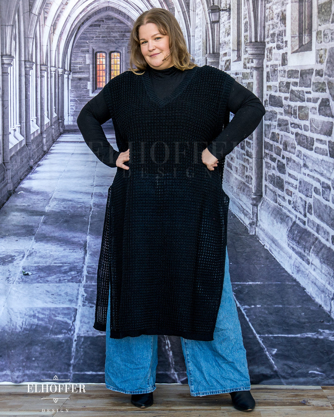 Essential Knight in Knitted Armor Tunic - Black