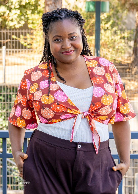 Essential Mary Anne Wrap Top - Pumpkin Witch