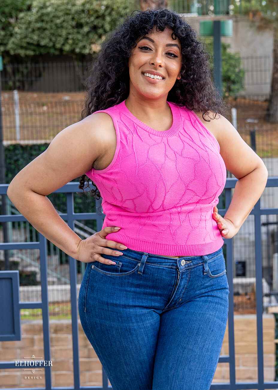 Essential Susan Crop Top - Butterfly Fuchsia