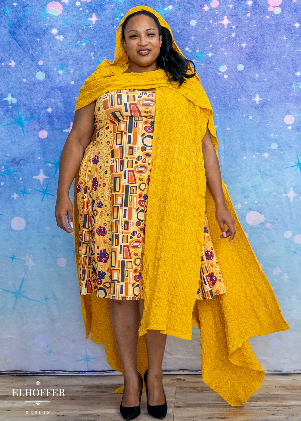 Essential Renegade Cape - Dandelion Yellow