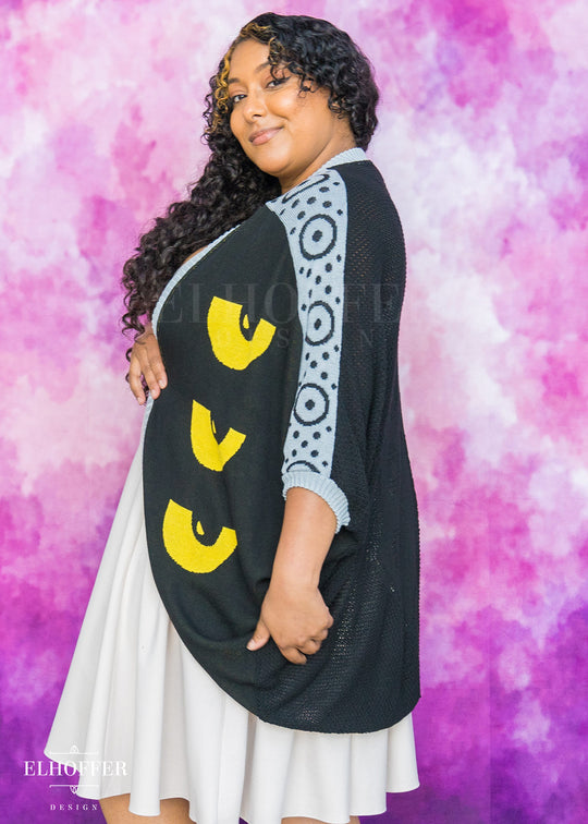 PREORDER - Sassy Magpie Dolman