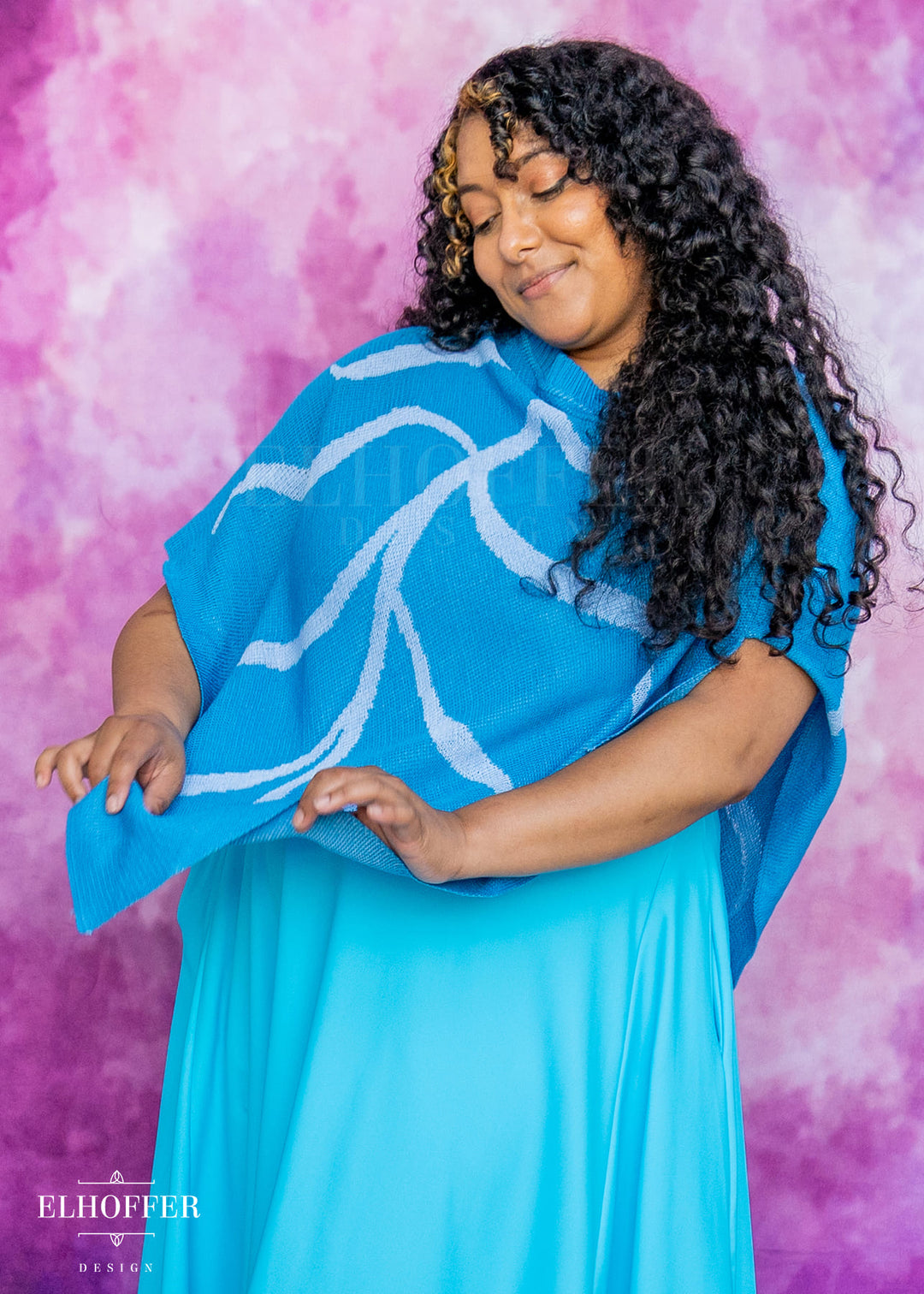 Essential Leaf Poncho - Frosty Blue