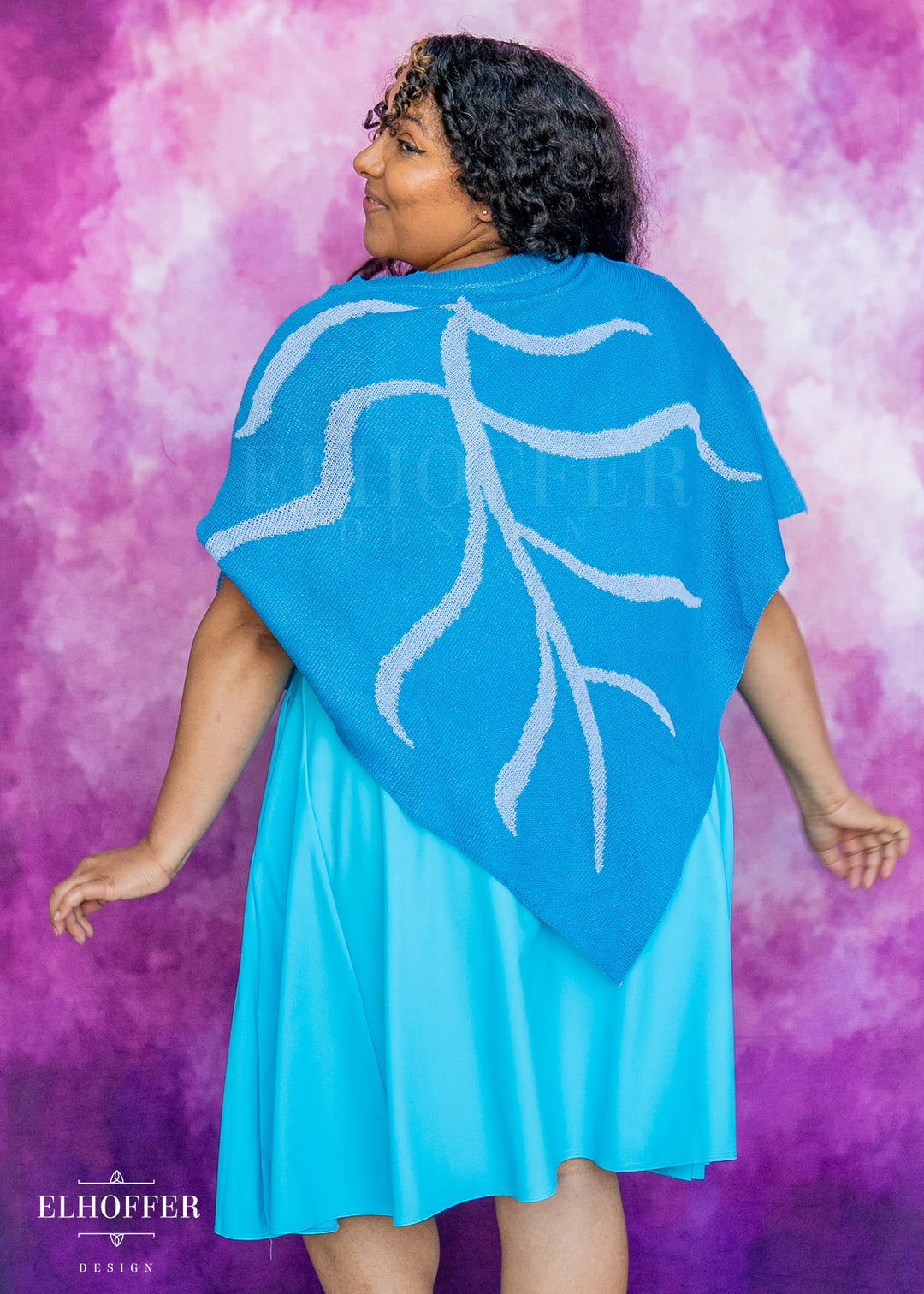 Essential Leaf Poncho - Frosty Blue