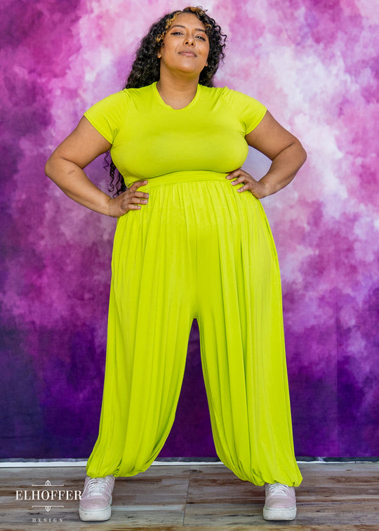 Essential Cozy Cancer Tee - Chartreuse Spring