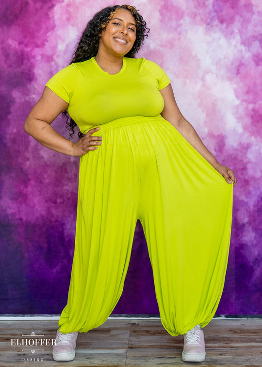 Essential Cozy Yasmin Pants - Chartreuse Spring