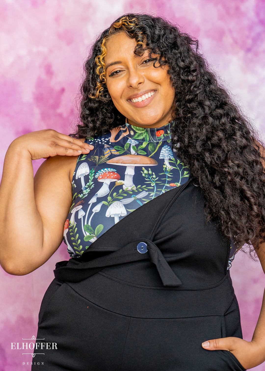 Essential Jes Crop Top - Foraging Mushroom