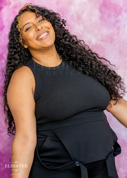 Essential Susan Crop Top - Black Rib