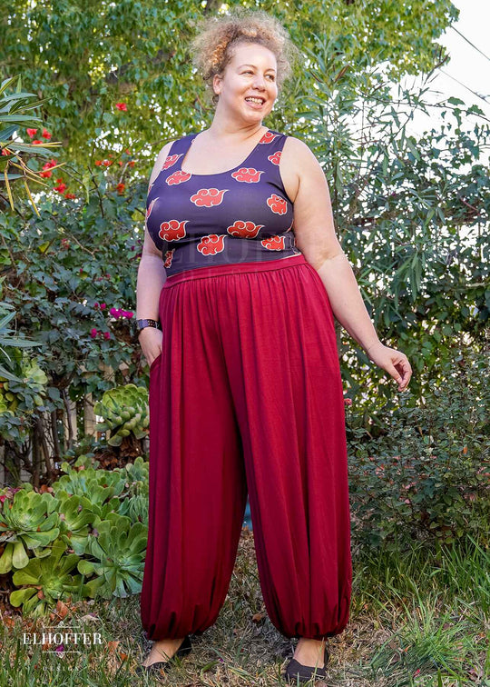 Essential Cozy Yasmin Pants - Crimson Blood