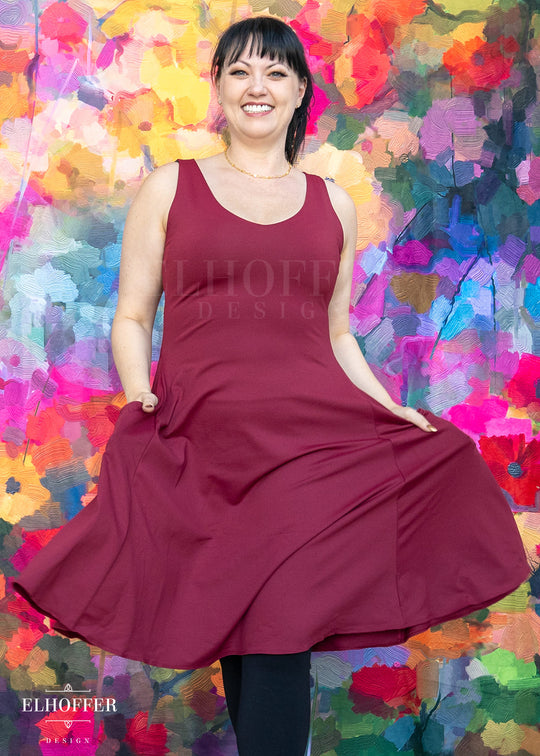 Essential Aquarius Knee Length Dress - Burgundy