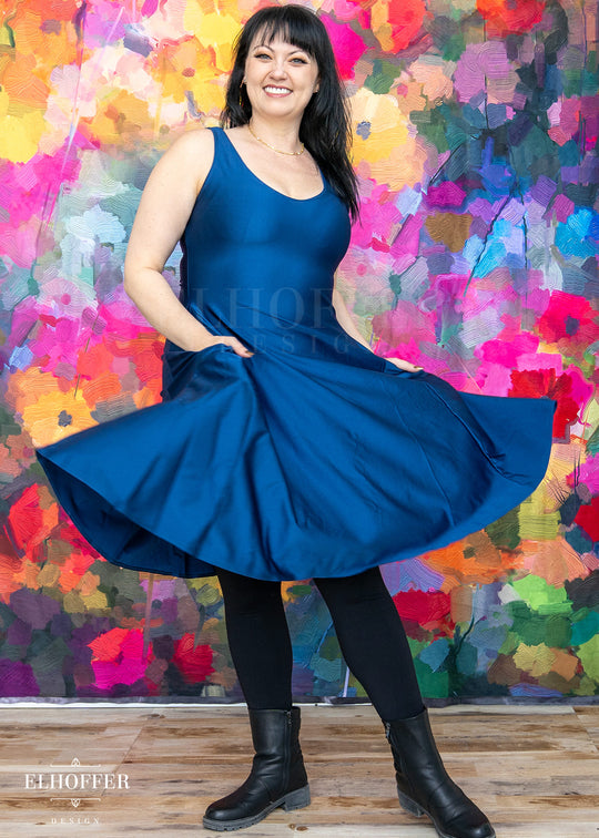 Essential Aquarius Knee Length Dress - Shiny Navy