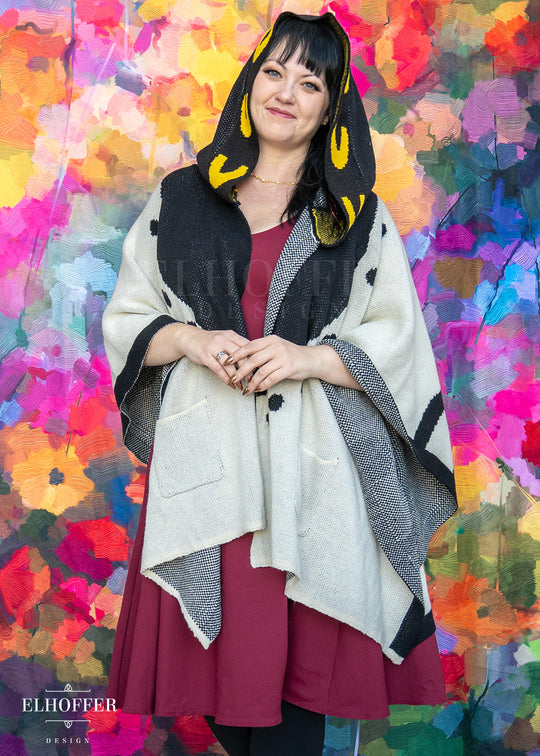 PREORDER - Sassy Magpie Hooded Poncho