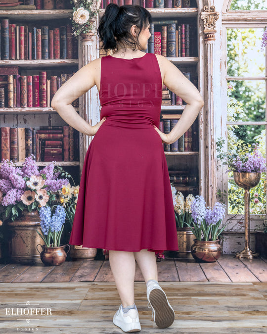Essential Aquarius Knee Length Dress - Burgundy Compression Spandex
