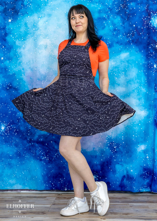 Essential Dorothy Pinafore - Batty Witch