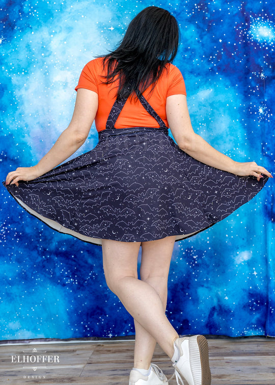 Essential Dorothy Pinafore - Batty Witch