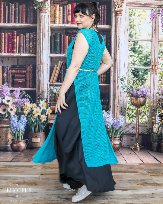 Essential Knight in Knitted Armor Tunic - Summerweight Jade Teal
