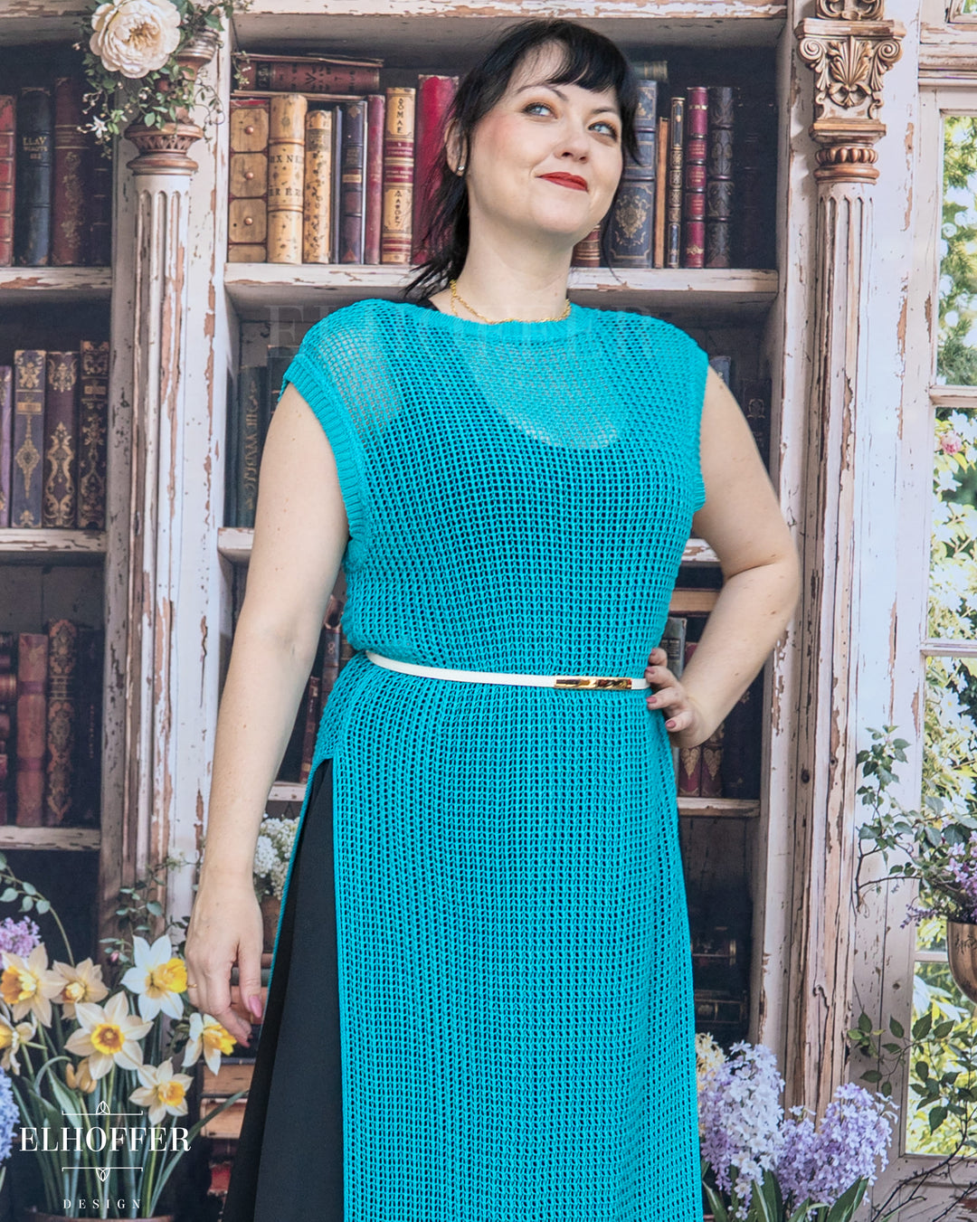 Essential Knight in Knitted Armor Tunic - Summerweight Jade Teal