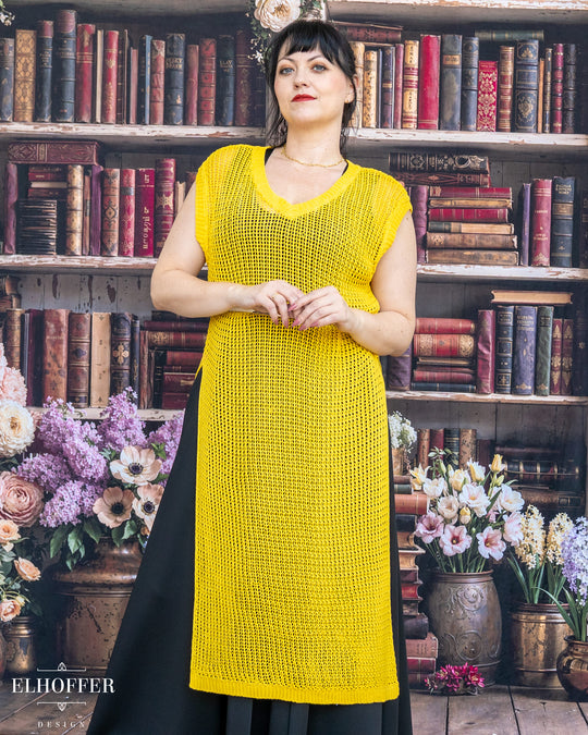 Essential Knight in Knitted Armor Tunic - Summerweight Sunshine Yellow