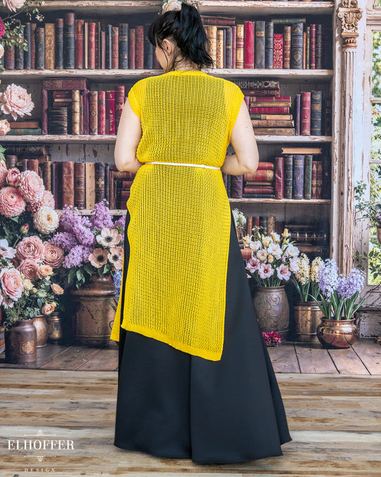 Essential Knight in Knitted Armor Tunic - Summerweight Sunshine Yellow