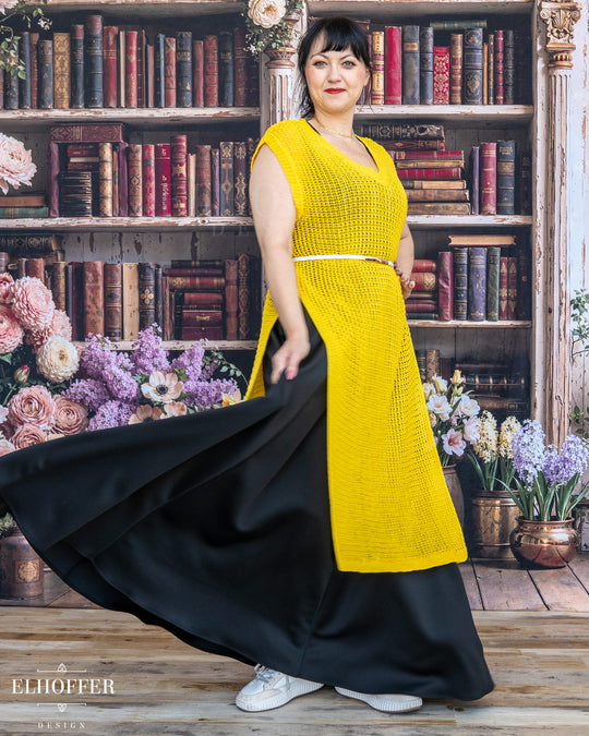 Essential Knight in Knitted Armor Tunic - Summerweight Sunshine Yellow