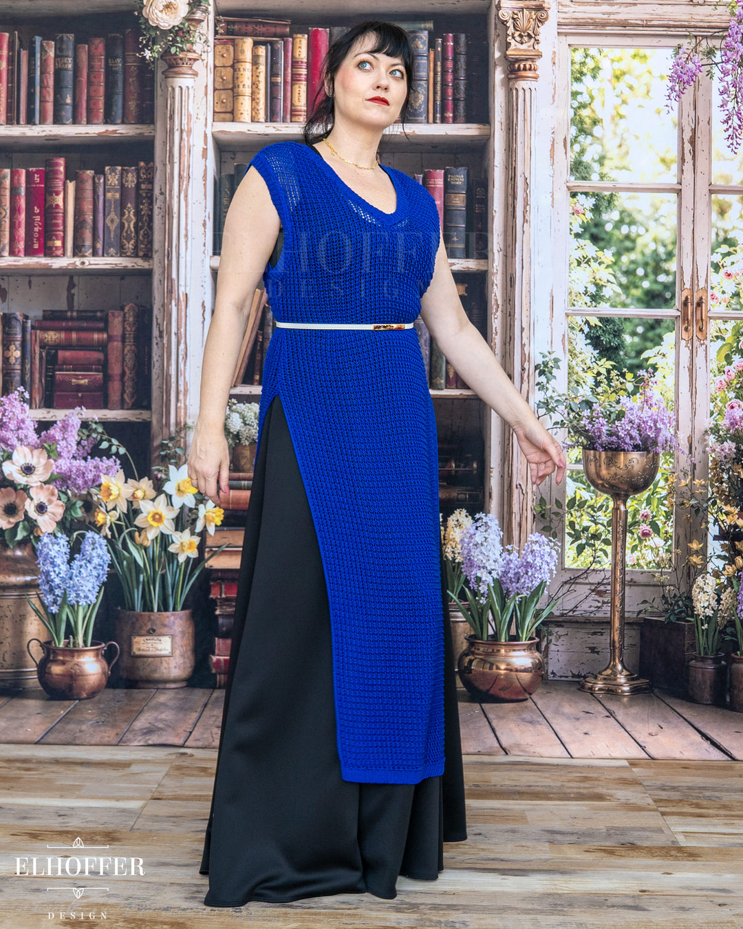 Essential Knight in Knitted Armor Tunic - Summerweight Cobalt