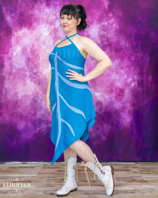 Customize Your Quest - Frosty Blue Leaf Knit