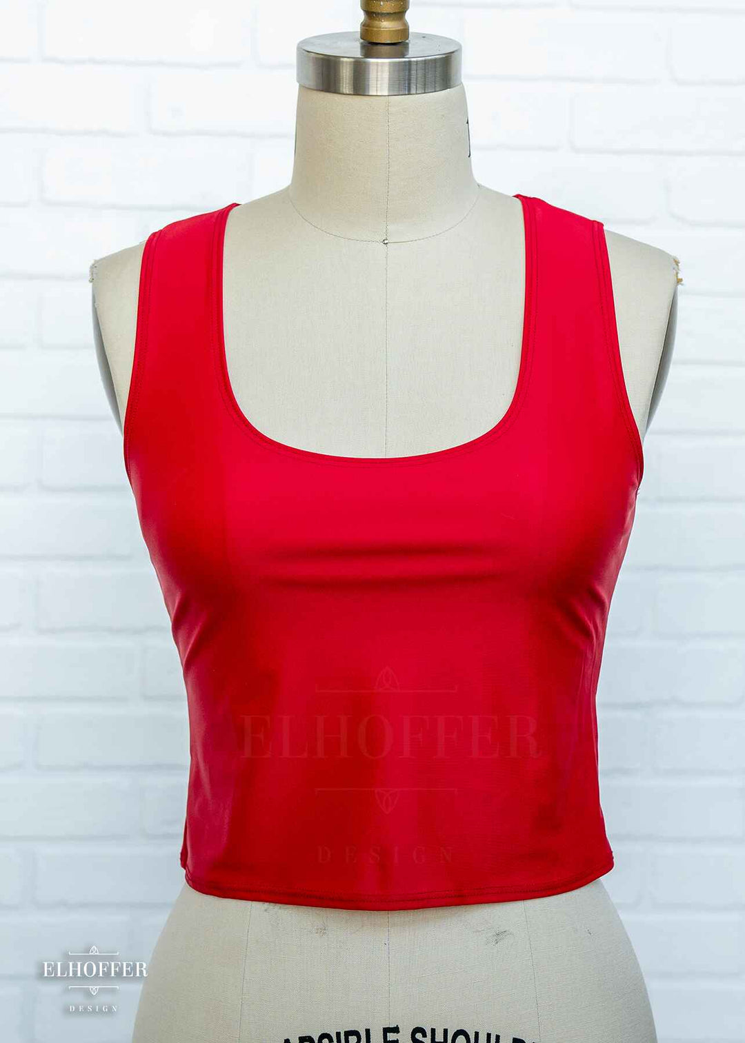 Essential Buffy Crop Top - Red