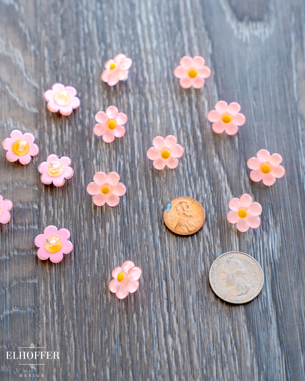 Pink Flower Vintage Shank Buttons - Resin/Plastic - 28L