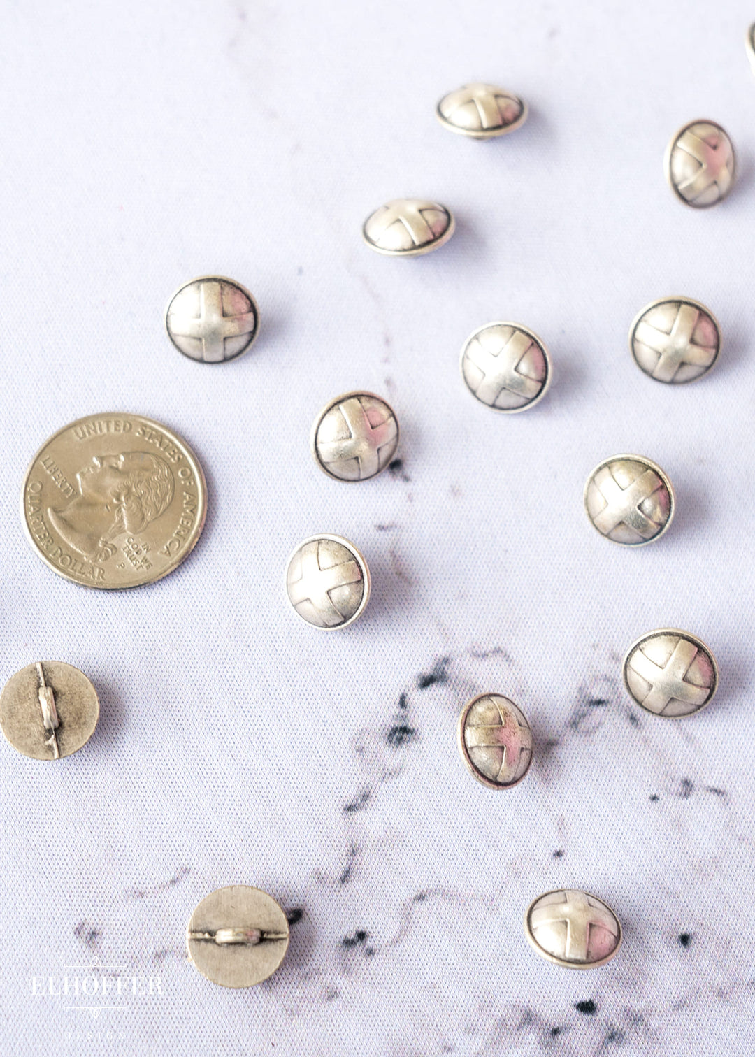 Silver X Distressed Shank Buttons - Metal - 20L