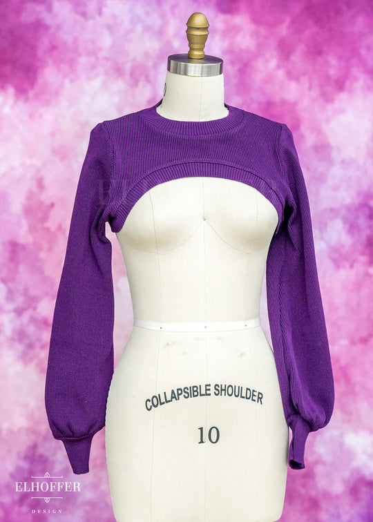 Essential Capricorn Crew Crop - Sinister Purple