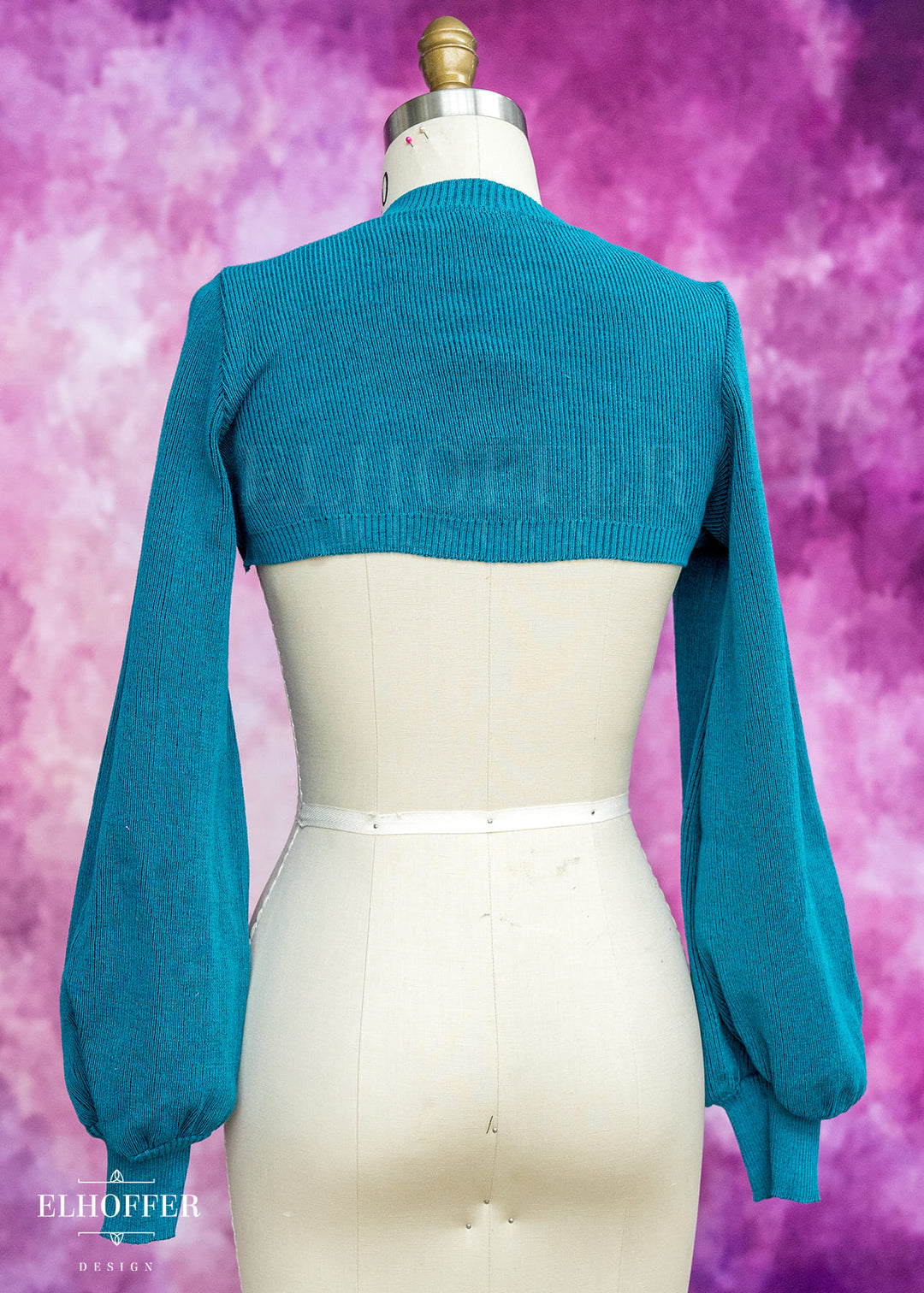 Essential Capricorn Crew Crop - Runic Teal