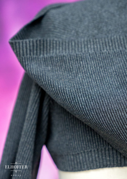 Essential Capricorn Crop Hoodie - Heathered Charcoal